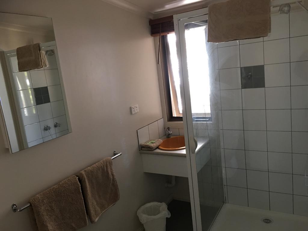 Port Campbell Guesthouse & Flash Packers Eksteriør billede