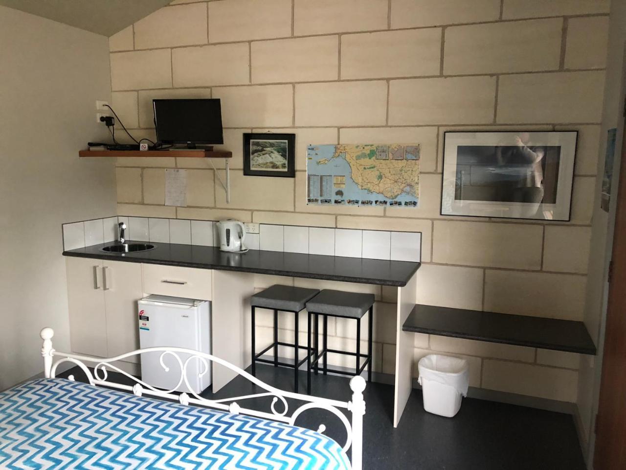 Port Campbell Guesthouse & Flash Packers Eksteriør billede